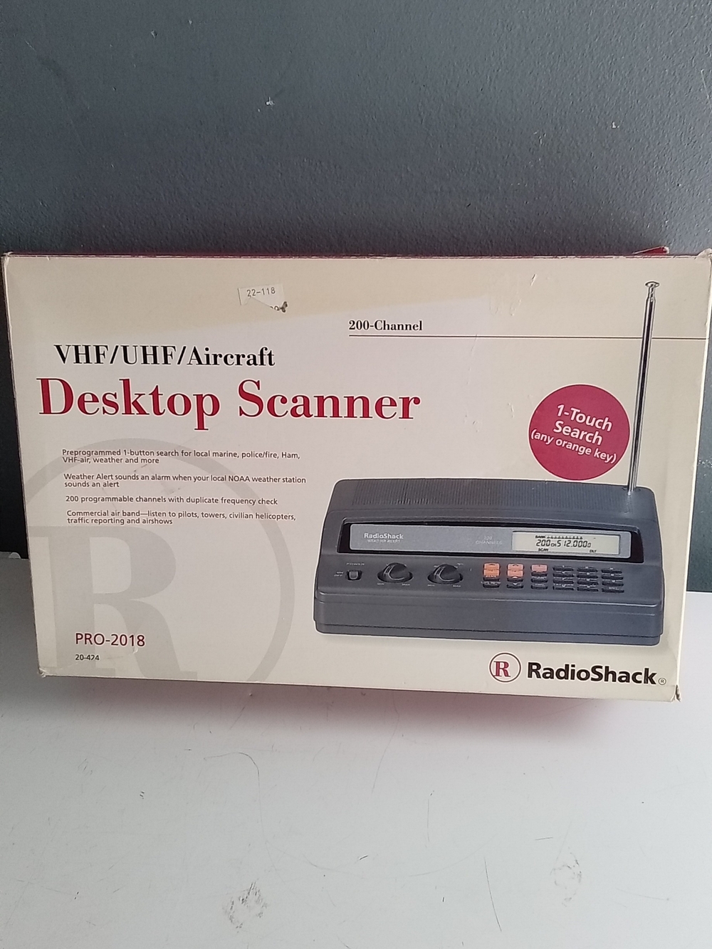 RadioShack PRO-2018 Desktop Scanner 200 Channel VHF UHF Aircraft 20-424 Boxed
